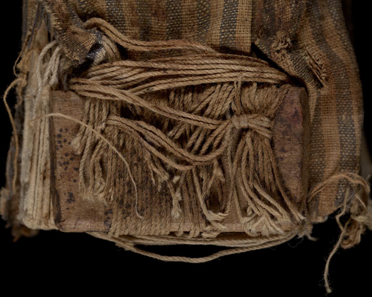 Spine tail endband, Gaster Samaritan Pentateuch (MS Add 1)